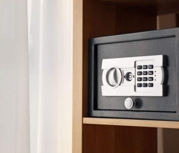 Which Type of Safe Locker is better For Your Belongings?